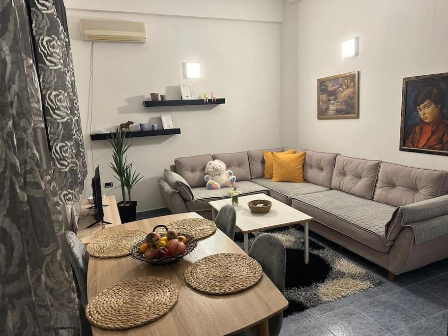 Apartment Near The Centre Of Τίρανα Εξωτερικό φωτογραφία