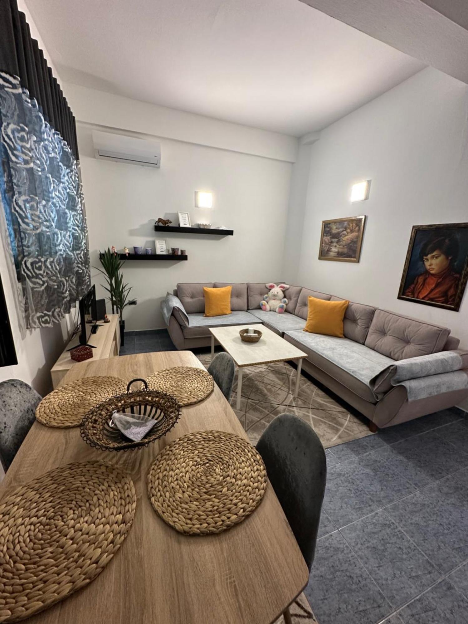 Apartment Near The Centre Of Τίρανα Εξωτερικό φωτογραφία