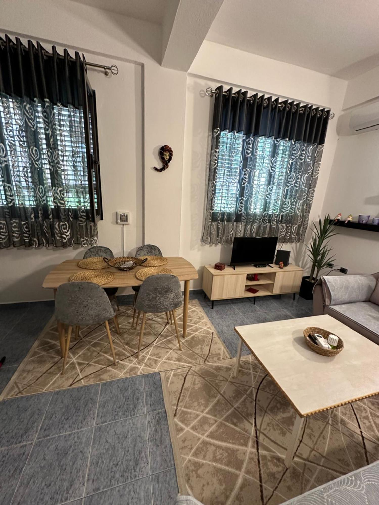 Apartment Near The Centre Of Τίρανα Εξωτερικό φωτογραφία
